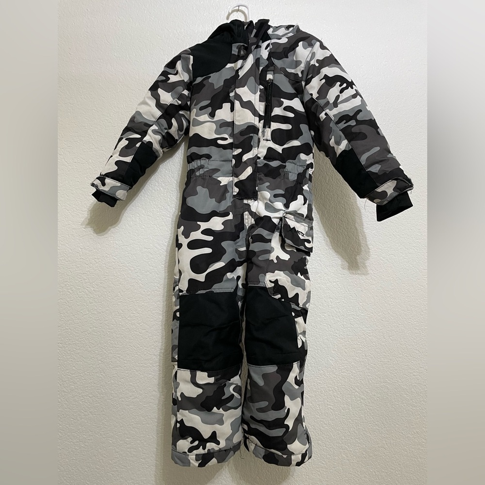 Arctix Camouflage Dancing Bear Insulated Snow Suit